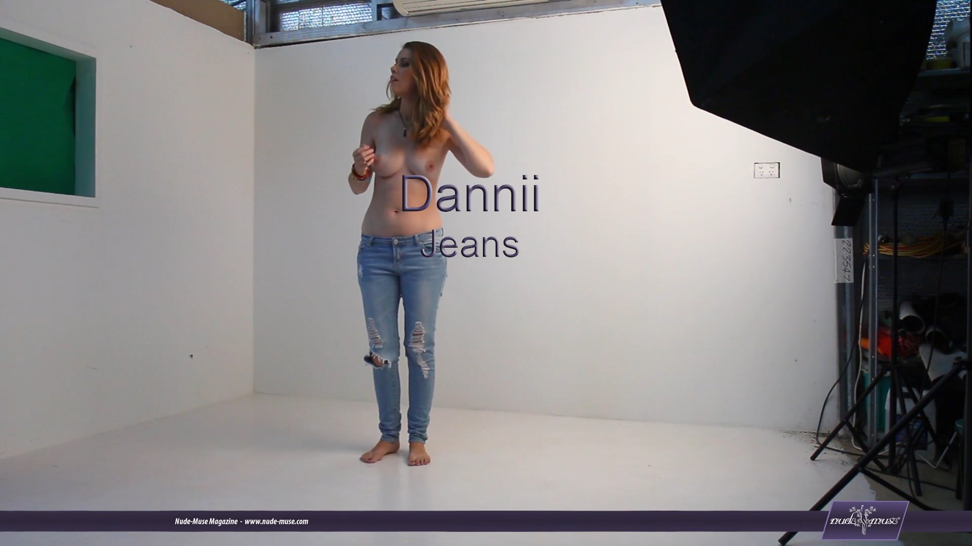 2017-01-15 Dannii - Jeans