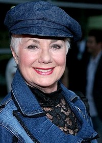 Ширли Джонс