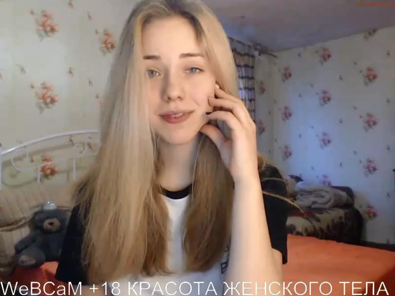 hottykissy33 милашка перед вебкой