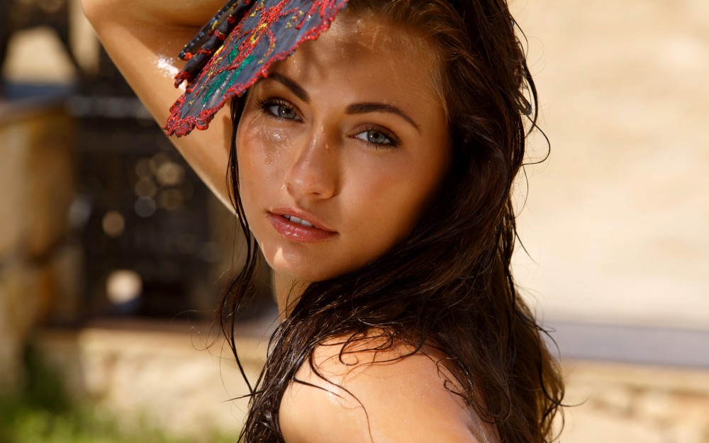 Michaela Isizzu aka Mila K, Michaela M., Miela K, Kalena A - Видеоколлеция